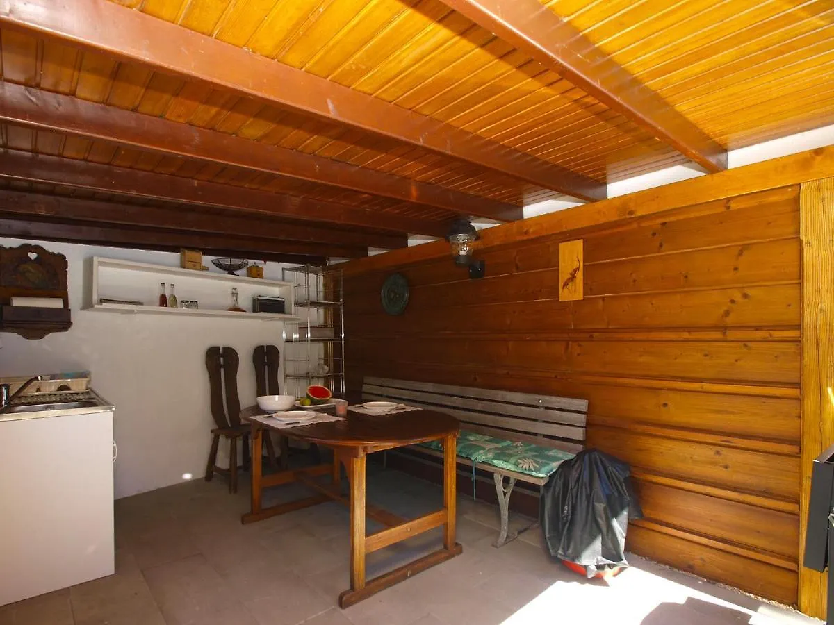 Apartments Vinkuran 2110 Pula Croatia